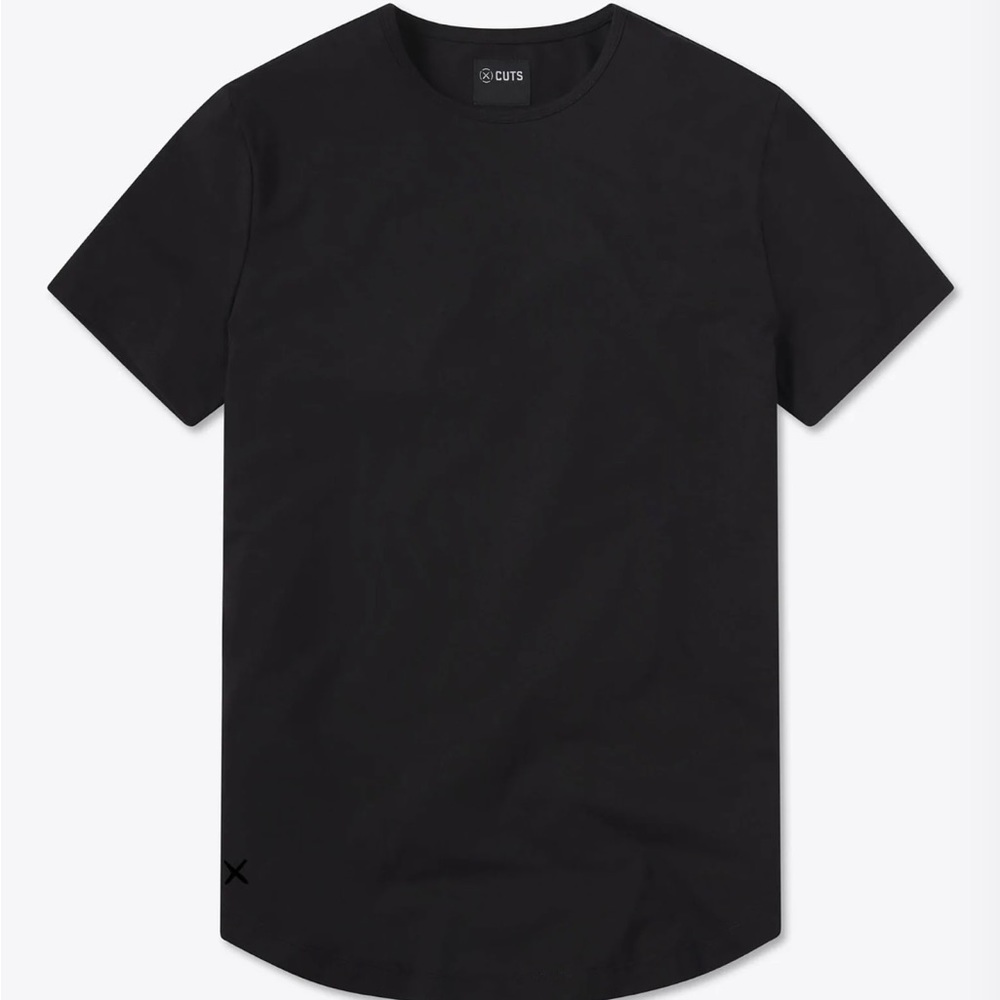 NWT- CUTS AO Curve-Hem Tee signature fit